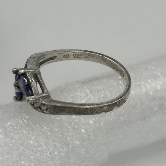 Purple Amethyst Ring In 925 Sterling Silver Size 7 with other stones. Vintage. - Picture 4 of 11